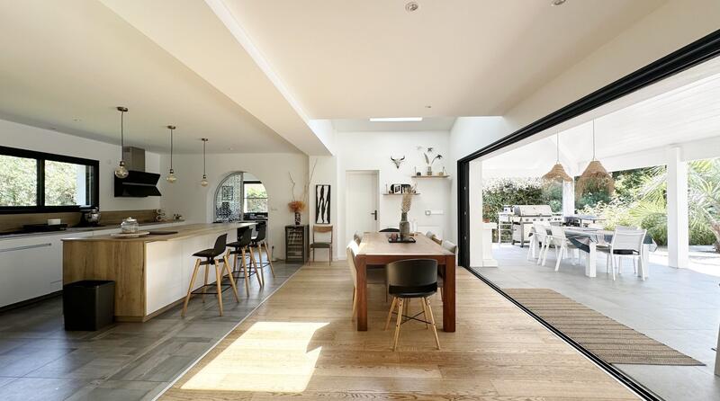 Maison d'architecte - 180 m² - 6 pièces