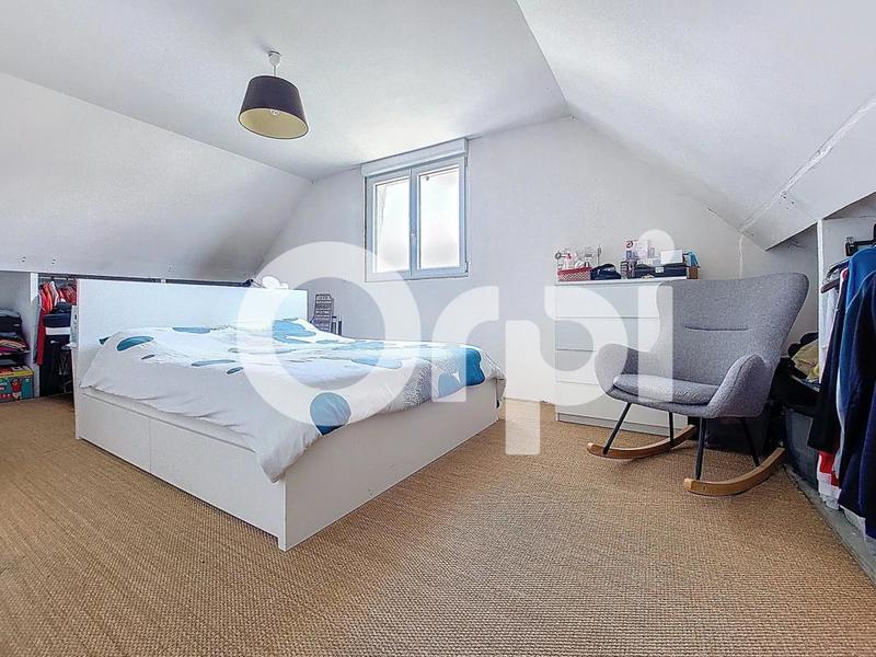 Maison - 110 m² - 4 pièces