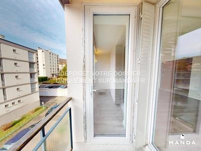 Appartement - 72 m² - 3 pièces