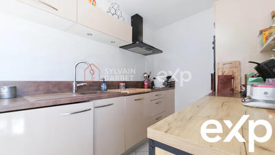 Appartement - 75 m² - 3 pièces