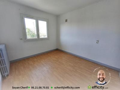 Maison - 159 m² - 9 pièces