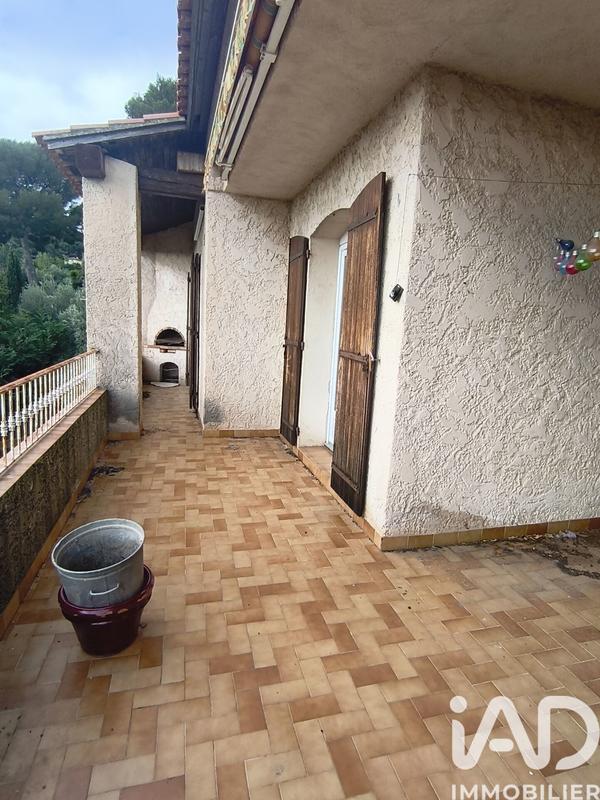 Maison - 200 m² - 5 pièces