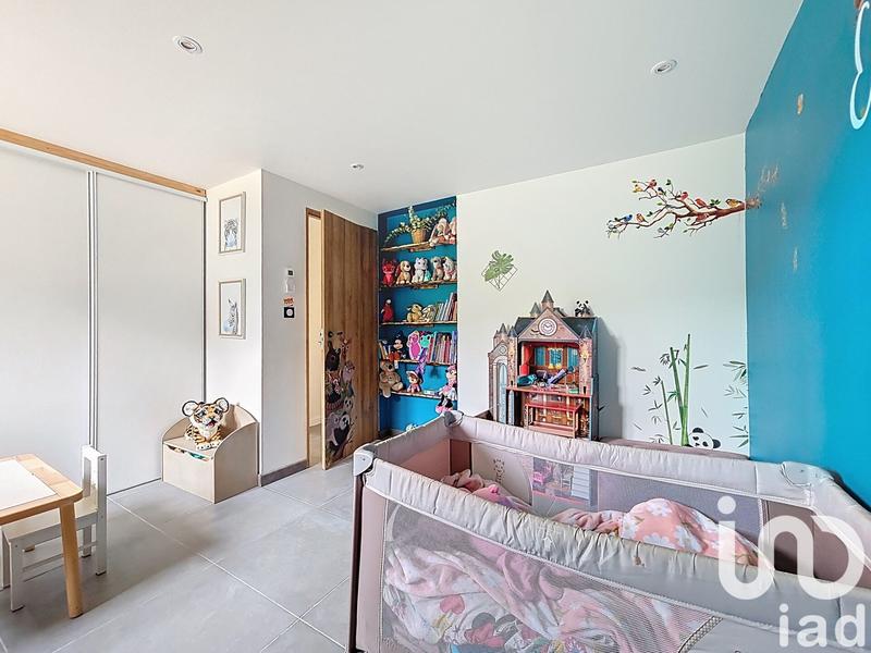 Maison - 168 m² - 8 pièces