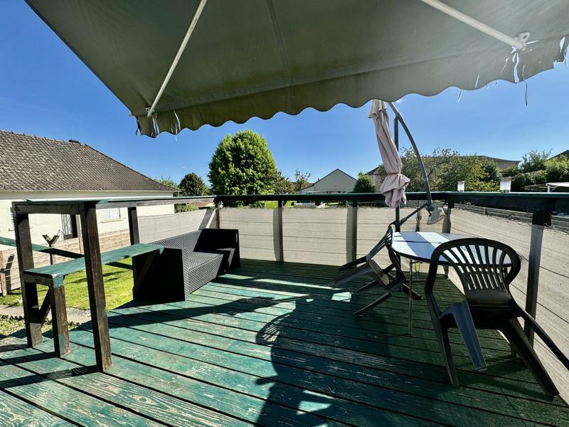 Maison - 140 m² - 5 pièces