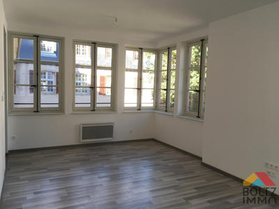 Appartement - 82 m² - 3 pièces