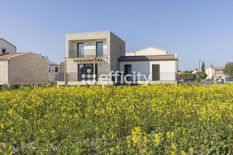 Maison - 88 m² - 4 pièces