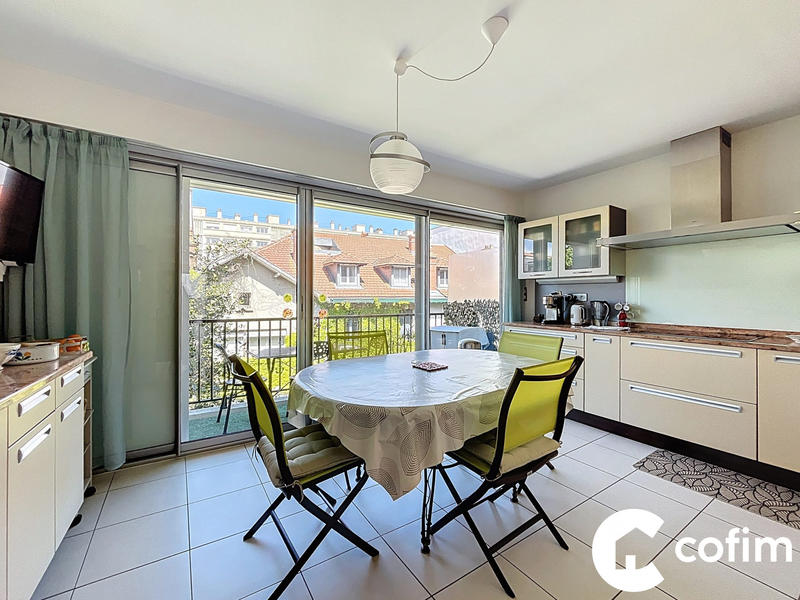 Duplex - 136 m² - 4 pièces