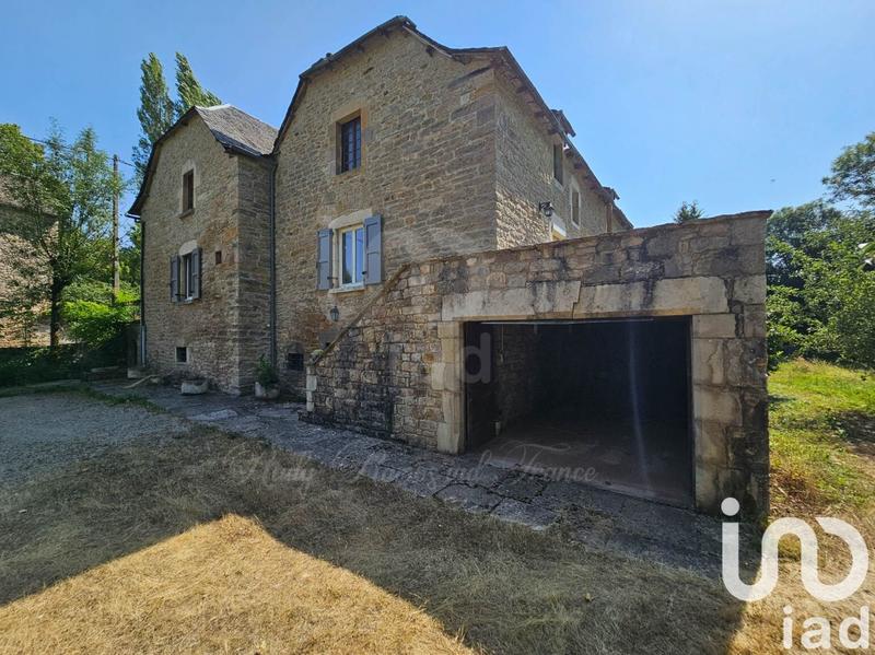 Maison - 296 m² - 11 pièces