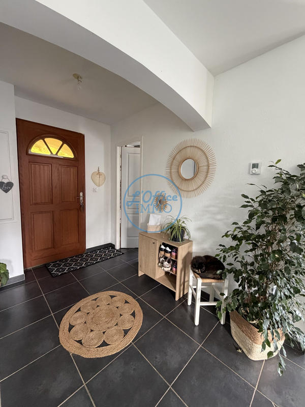 Maison - 102 m² - 5 pièces