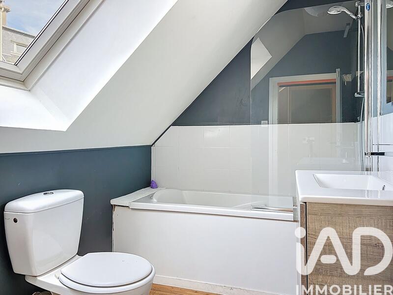 Maison de ville - 122 m² - 7 pièces