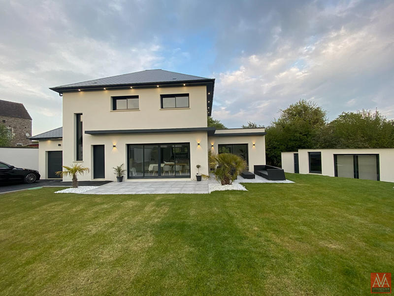 Maison - 141 m² - 6 pièces