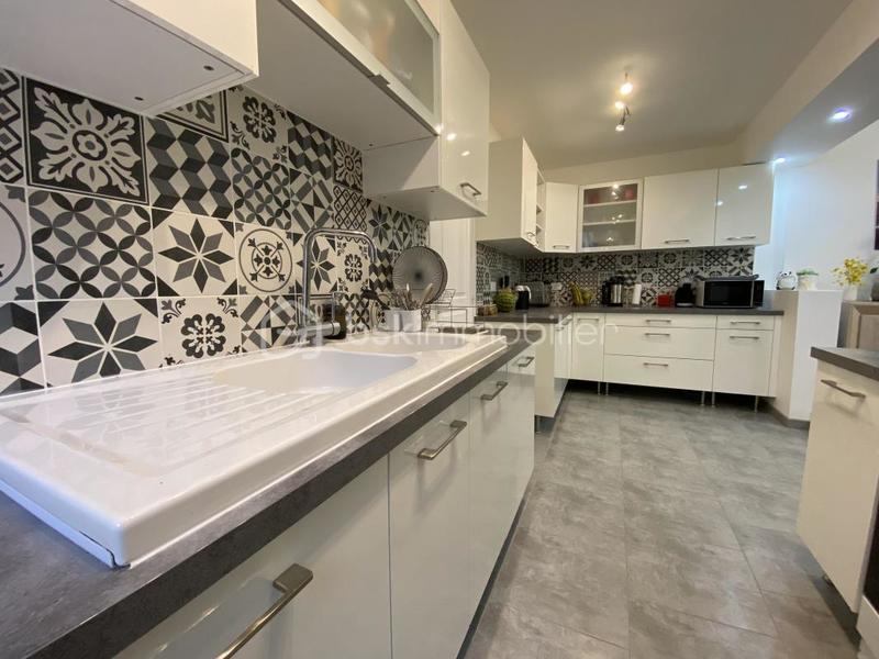 Maison ancienne - 108 m² - 3 pièces