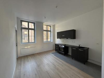 Appartement - 4 057 m² - 2 pièces