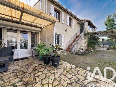 Maison - 191 m² - 8 pièces