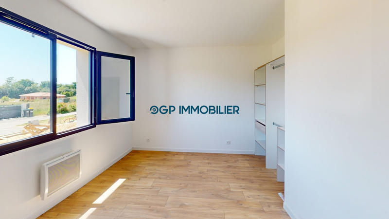 Maison - 96 m² - 4 pièces