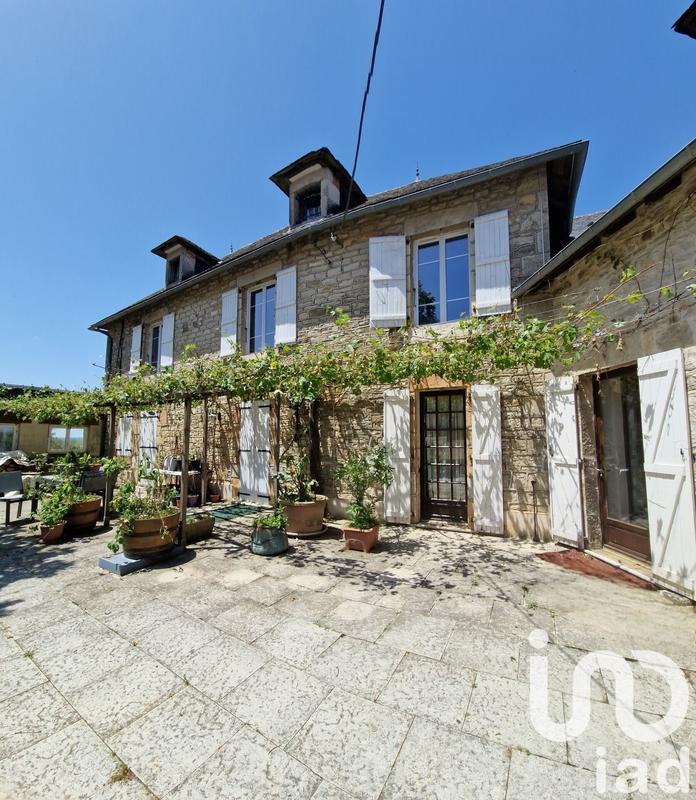 Maison - 550 m² - 20 pièces