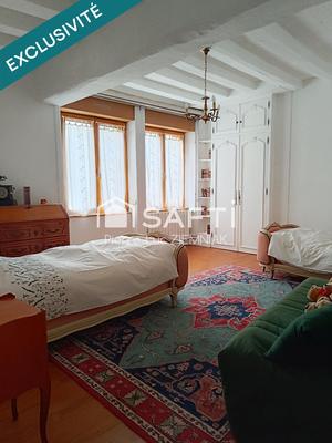 Maison - 204 m² - 7 pièces