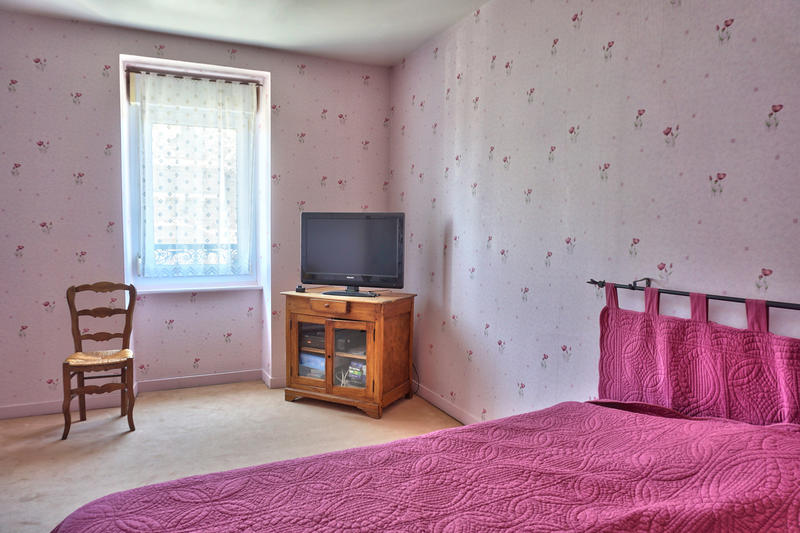 Maison - 177 m² - 8 pièces