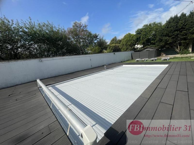 Maison - 250 m² - 7 pièces