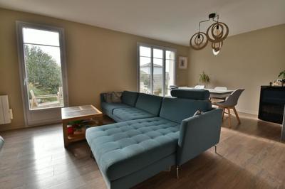 Maison - 91 m² - 4 pièces