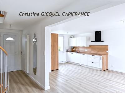 Maison de ville - 75 m² - 4 pièces