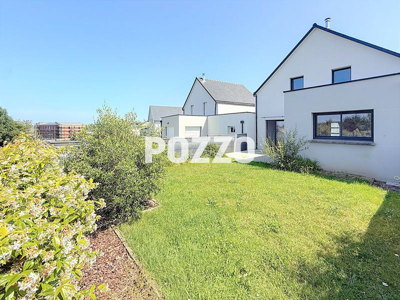 Maison - 97 m² - 5 pièces