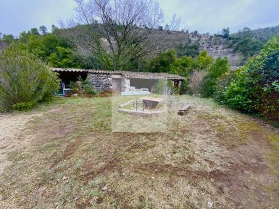 Maison - 200 m² - 8 pièces