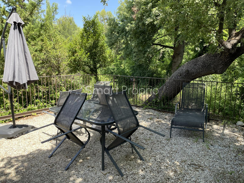 Propriété - 350 m² - 9 pièces