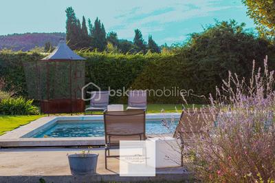 Mas - 486 m² - 10 pièces