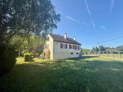 Maison - 119 m² - 8 pièces