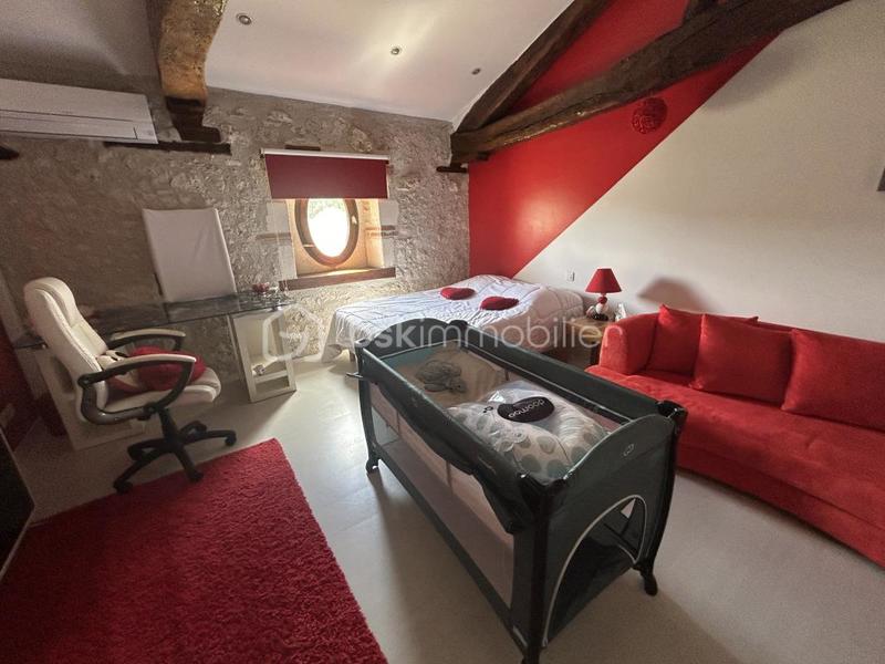 Propriété - 396 m² - 10 pièces