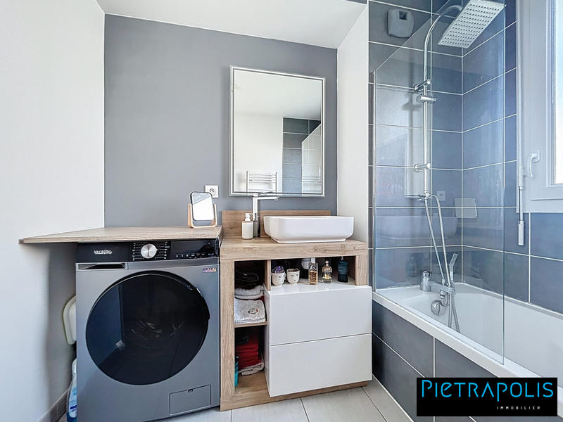 Appartement - 58 m² - 3 pièces