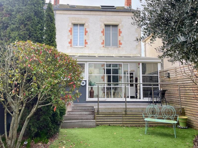 Maison - 155 m² - 7 pièces