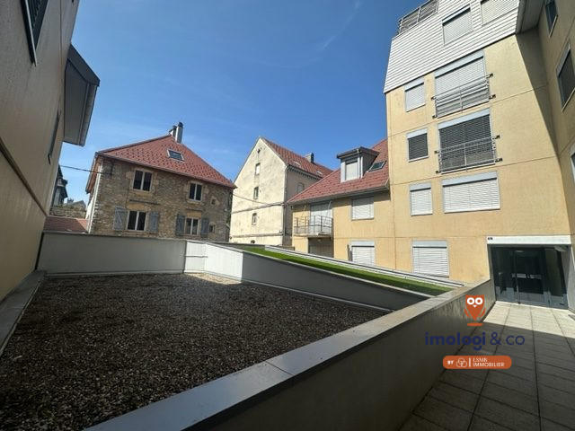 Appartement - 64 m² - 2 pièces