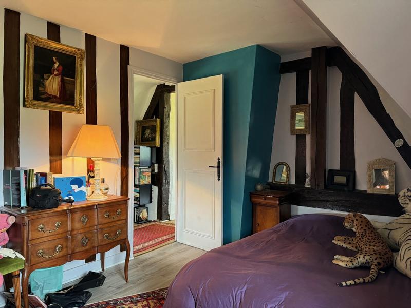 Maison - 210 m² - 8 pièces