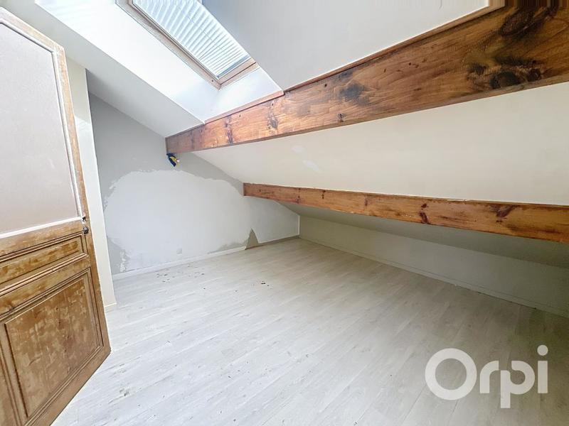 Appartement - 97 m² - 6 pièces