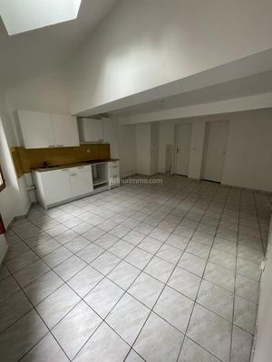 Appartement - 95 m² - 6 pièces