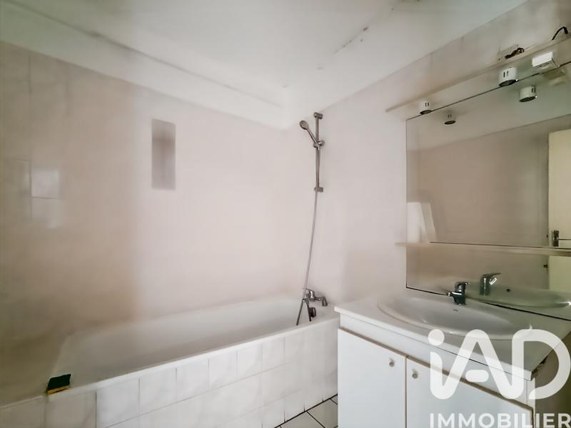 Maison - 217 m² - 9 pièces