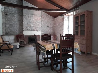 Maison - 310 m² - 8 pièces