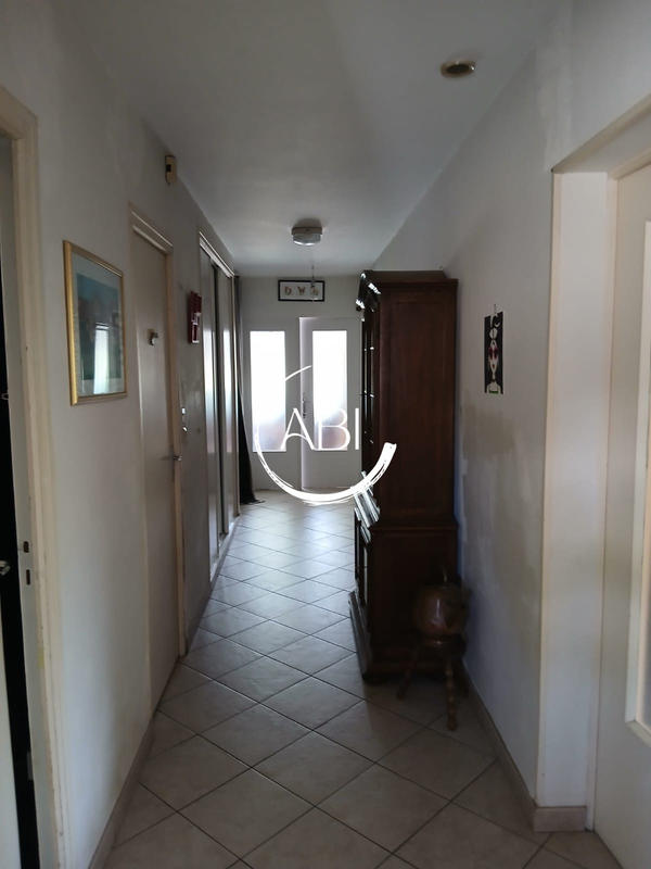 Local d'activités - 290 m² - 3 pièces