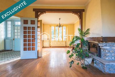 Maison - 186 m² - 6 pièces