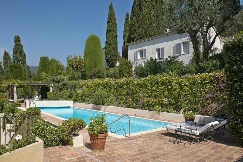 Maison - 520 m² - 15 pièces