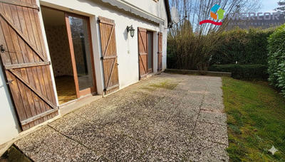 Maison - 92 m² - 4 pièces