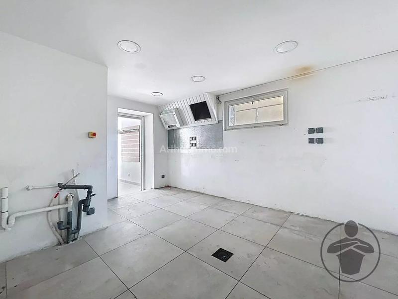 Immeuble - 315 m² - 10 pièces