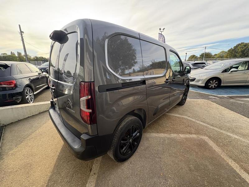 Citroën Berlingo 1.5l Bhdi 130 Cv Eat8 Asphalt 3 Places