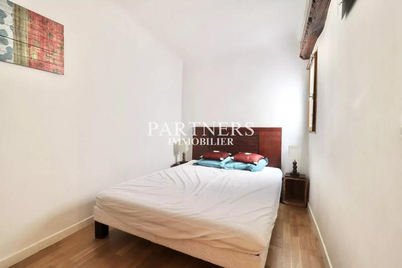 Appartement - 90 m² - 4 pièces