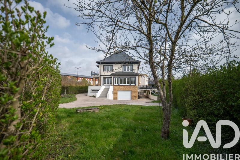 Appartement - 123 m² - 5 pièces