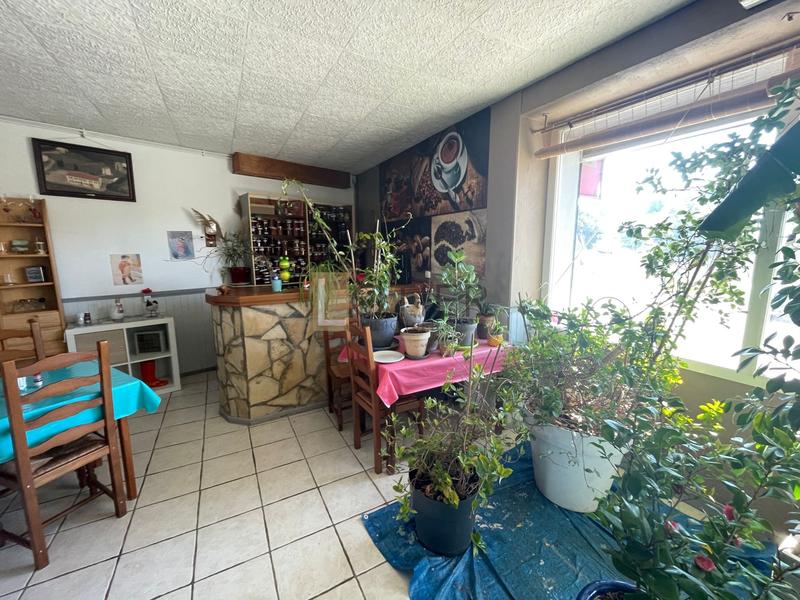 Propriété - 401 m² - 15 pièces