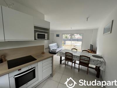 Chambre - 15 m² - 1 pièce