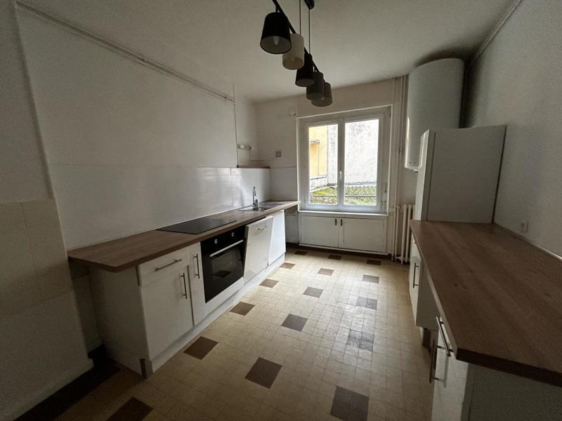 Appartement - 90 m² - 4 pièces